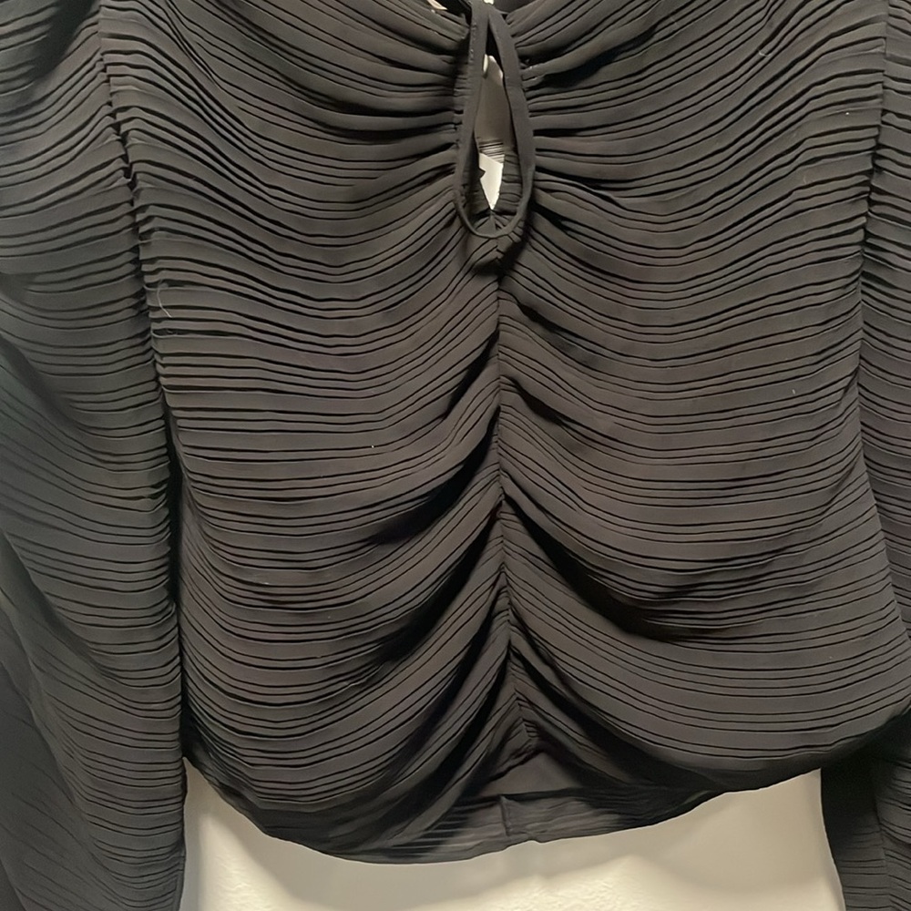 FRAME (NWT) Gathered Keyhole Tie Neck Top, Plissé-Crepe, Size L - Picture 8 of 16